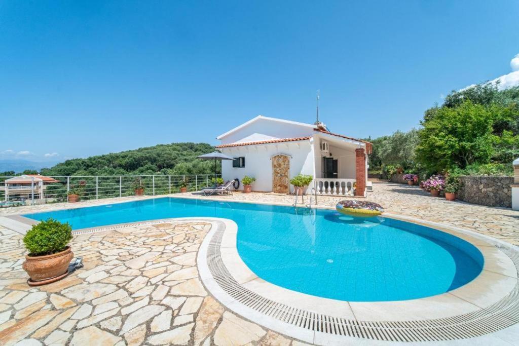 Villa Olive Grove And Sea View Agios Spyridon  外观 照片